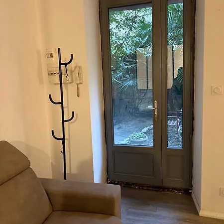 Apartment Avec Jardin Proche Cite De Classe Unesco